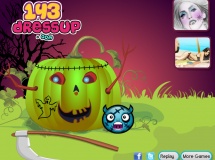 Play Halloween pumpkin decor now