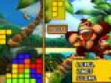 玩 Donkey kong tetris