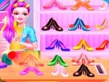 玩 Fashion shoe maker game now