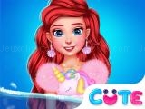 玩 Princess turned into mermaid now