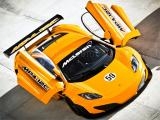 玩 Mclaren gt3 puzzle now