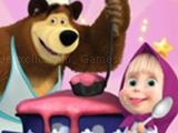 玩 Masha and bear cooking dash now