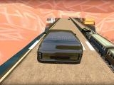 玩 Train vs super car racing game now