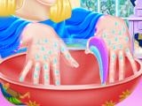 玩 Princess ella hand care now