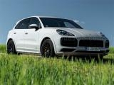 玩 Porsche cayenne gts slide now